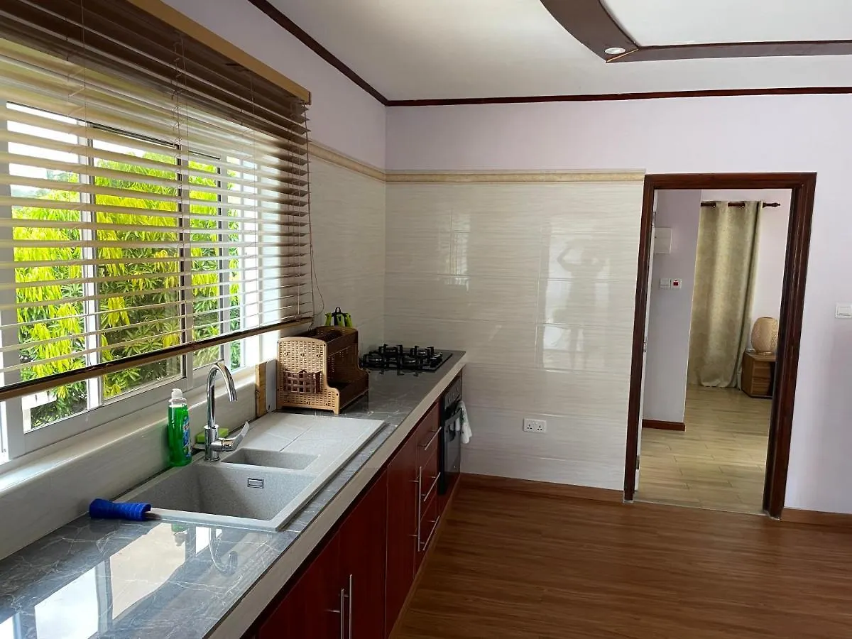 Mokara Holiday Apartment Anse Royale