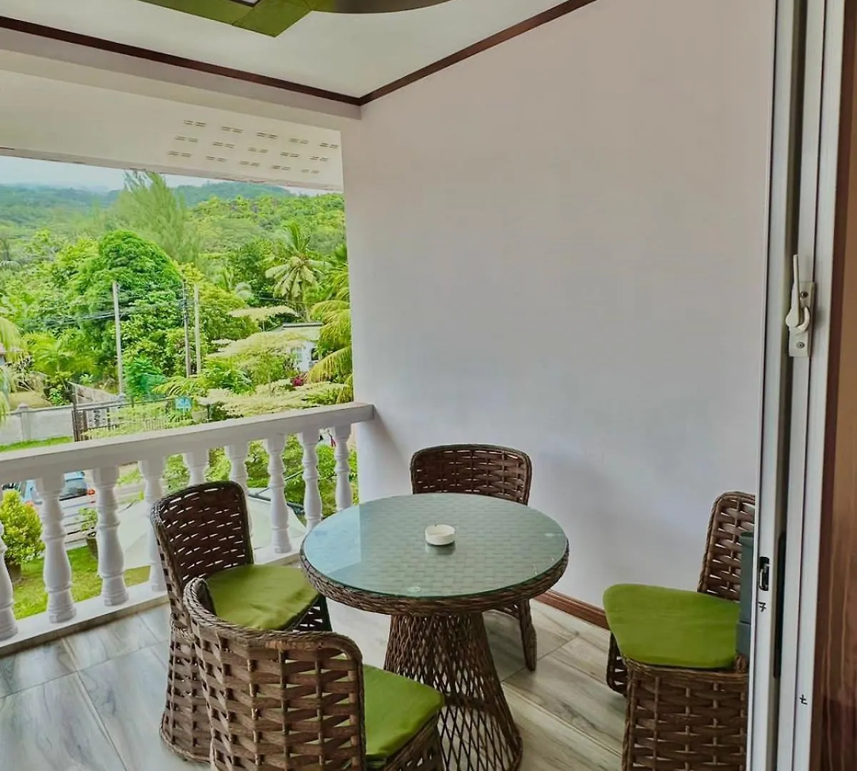 Mokara Holiday Apartment Anse Royale 0*,  Seychelles